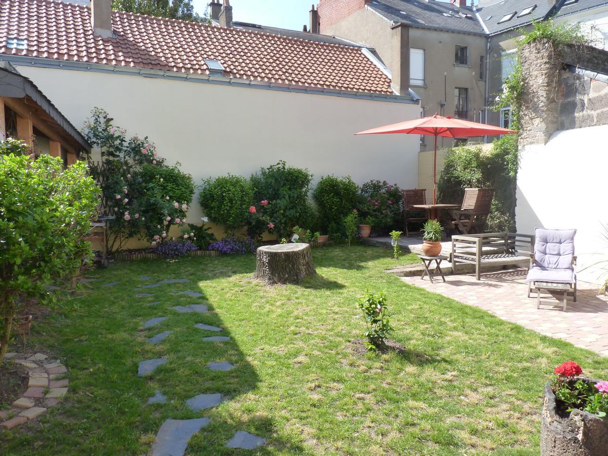 Hotel Saint Yves 2*