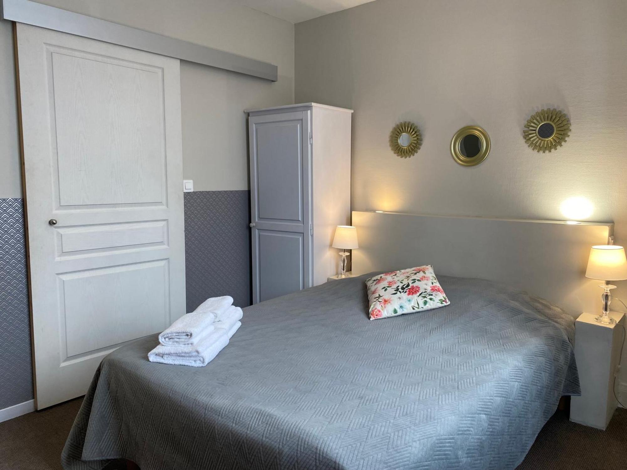 Hotel Saint Yves